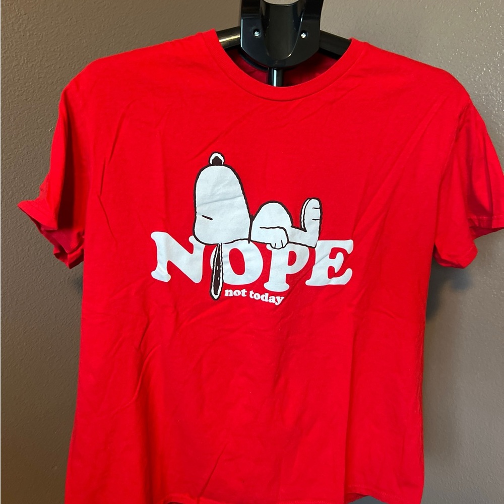 EUC- Vibrant Red Snoopy Graphic Short Sleeve Tee